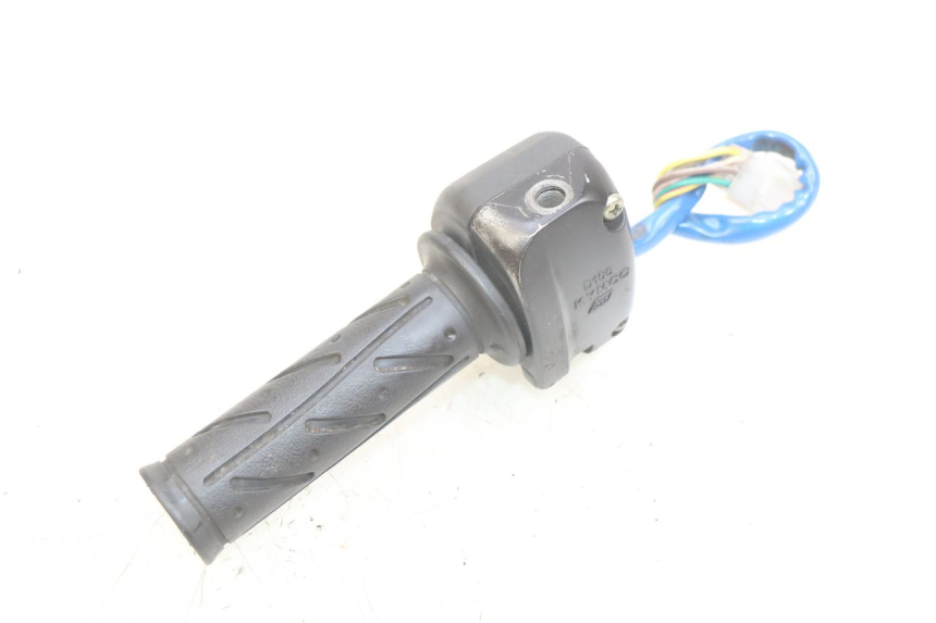 photo de RIGHT HANDLEBAR SWITCH KYMCO AGILITY 4T 50 (2005 - 2018) - Fixing points details
