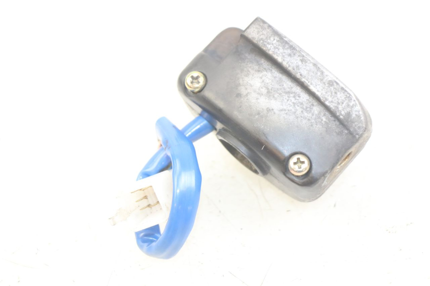 photo de RIGHT HANDLEBAR SWITCH KYMCO AGILITY 4T 50 (2005 - 2018) - Zoom on usage condition