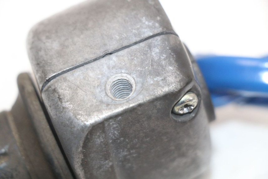 photo de RIGHT HANDLEBAR SWITCH KYMCO AGILITY 4T 50 (2005 - 2018) - Fixing points details