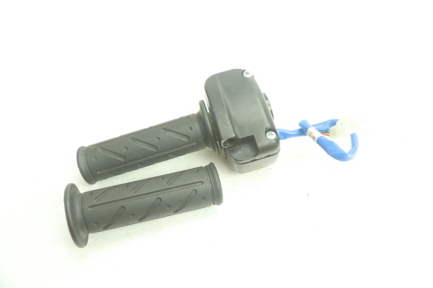 photo de RIGHT HANDLEBAR SWITCH KYMCO AGILITY 4T 50 (2018 - 2022) - Product overview