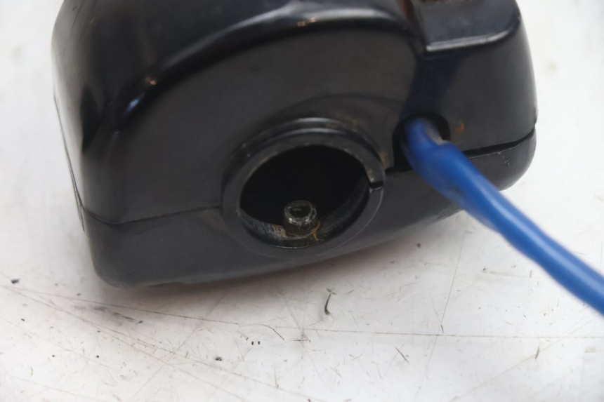 photo de RIGHT HANDLEBAR SWITCH KYMCO AGILITY 4T 50 (2018 - 2022) - Distinctive features