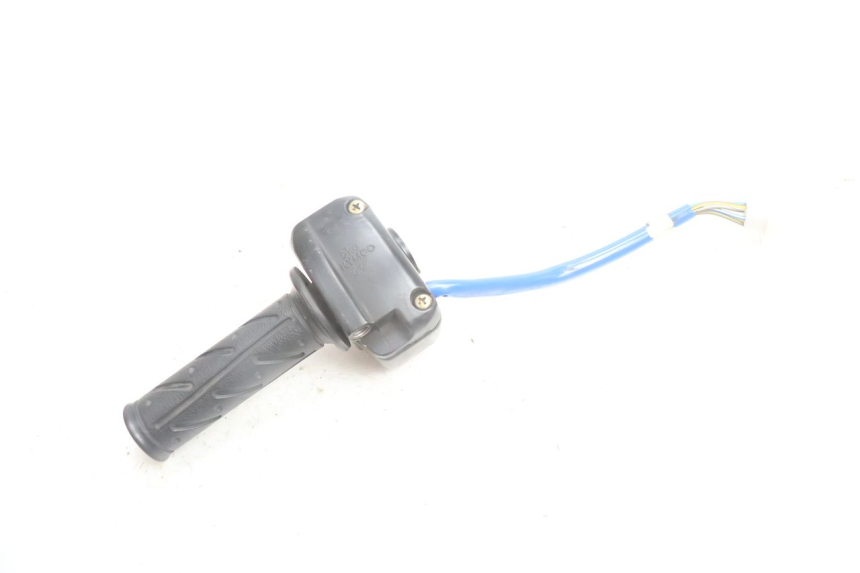 photo de RIGHT SWITCH KYMCO AGILITY FR 2T 50 (2012 - 2017) - Technical close-up