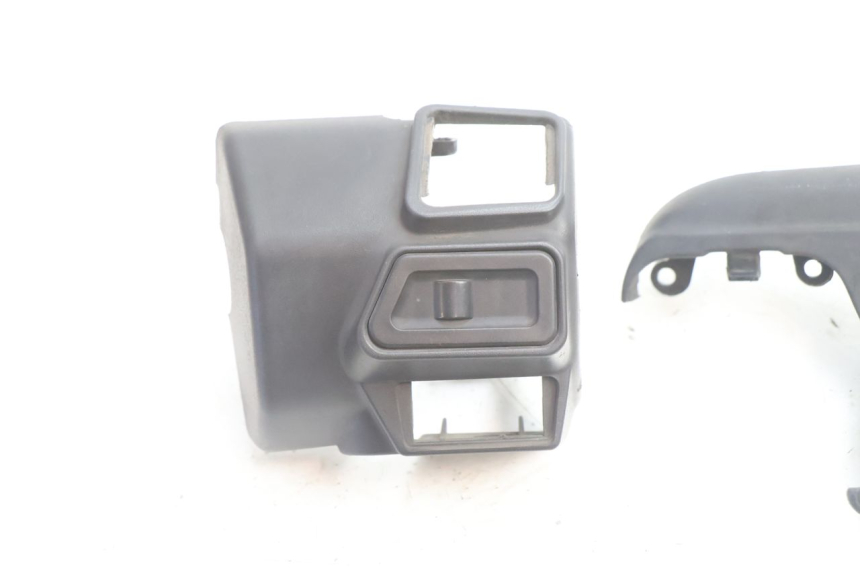 photo de RIGHT SWITCH APRILIA ATLANTIC S 125 (2010 - 2013) - Component detail