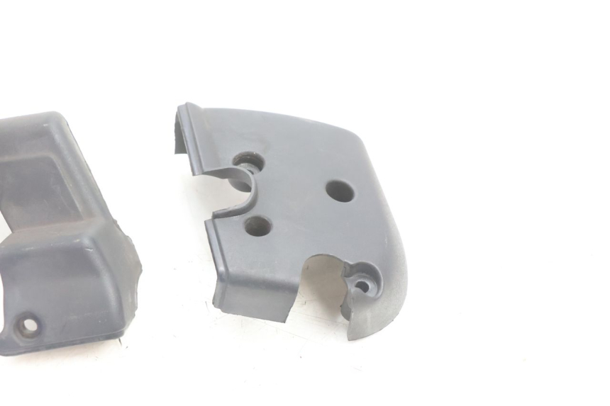 photo de RIGHT SWITCH APRILIA ATLANTIC S 125 (2010 - 2013) - Alternative perspective