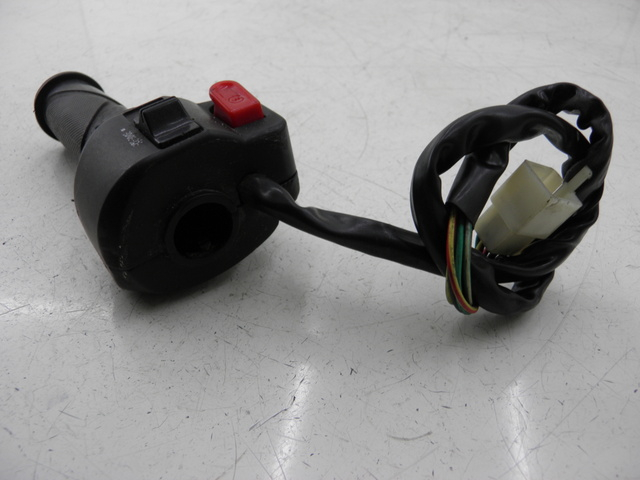 photo de RIGHT SWITCH BENZHOU YY50QT31 VINTAGE 50 (2009 - 2012) - Technical close-up