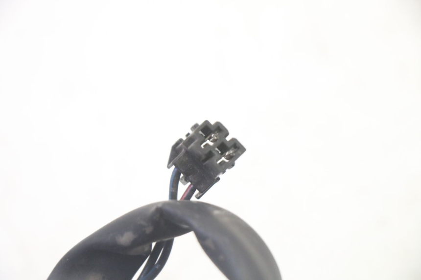 photo de RIGHT HANDLEBAR SWITCH SUZUKI BURGMAN 125 (2007 - 2014) - Fixing points details