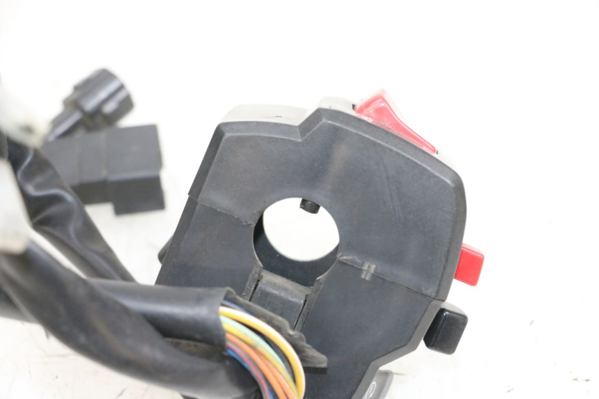 photo de RIGHT SWITCH SUZUKI BURGMAN 650 (2013 - 2020) - Product overview