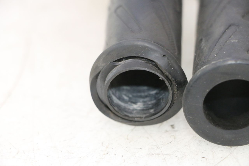 photo de RIGHT HANDLEBAR SWITCH SUZUKI BURGMAN 125 (2007 - 2014) - Markings and original references