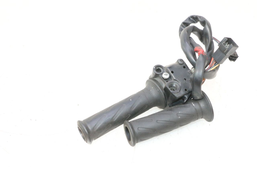 photo de RIGHT HANDLEBAR SWITCH SUZUKI BURGMAN 125 (2007 - 2014) - Component detail