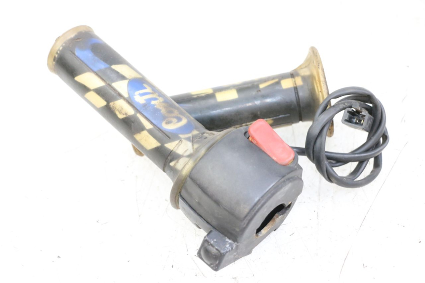 photo de RIGHT SWITCH YAMAHA BW'S 50 (2004 - 2017) - Component detail