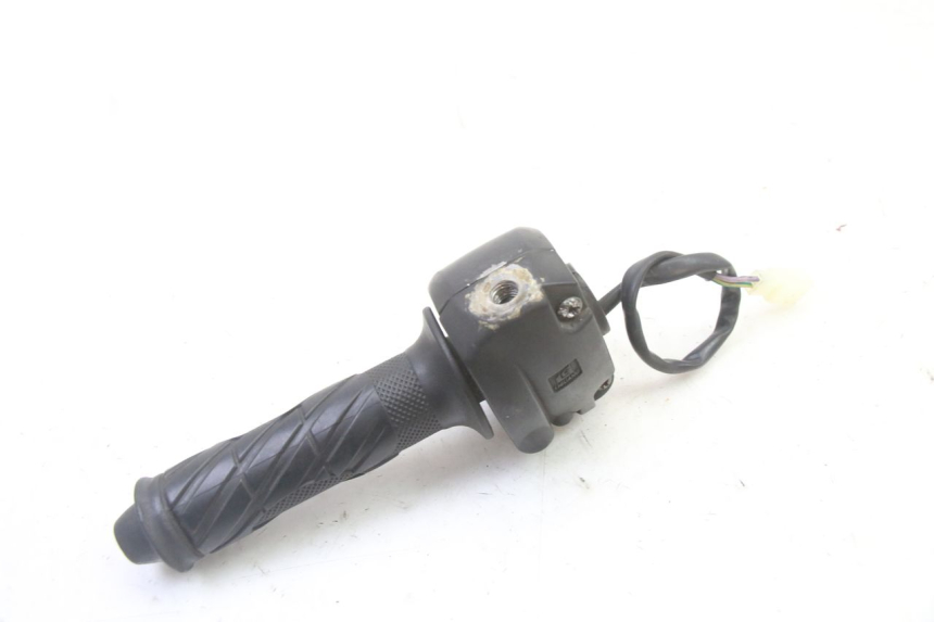 photo de RIGHT SWITCH ORCAL CAVARO 4T 50 (2019 - 2023) - Technical close-up