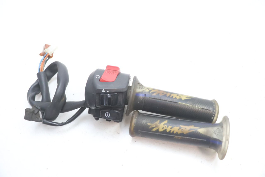 photo de RIGHT SWITCH HONDA CB F HORNET 600 (2005 - 2006) - Main view