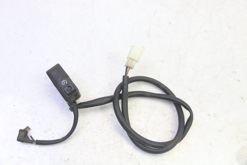 photo de RIGHT SWITCH HONDA CBF 125 (2009 - 2015) - Main view