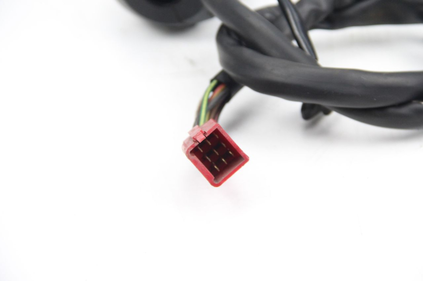 photo de RIGHT SWITCH HONDA CBR F SC21 1000 (1986 - 1992) - Technical close-up