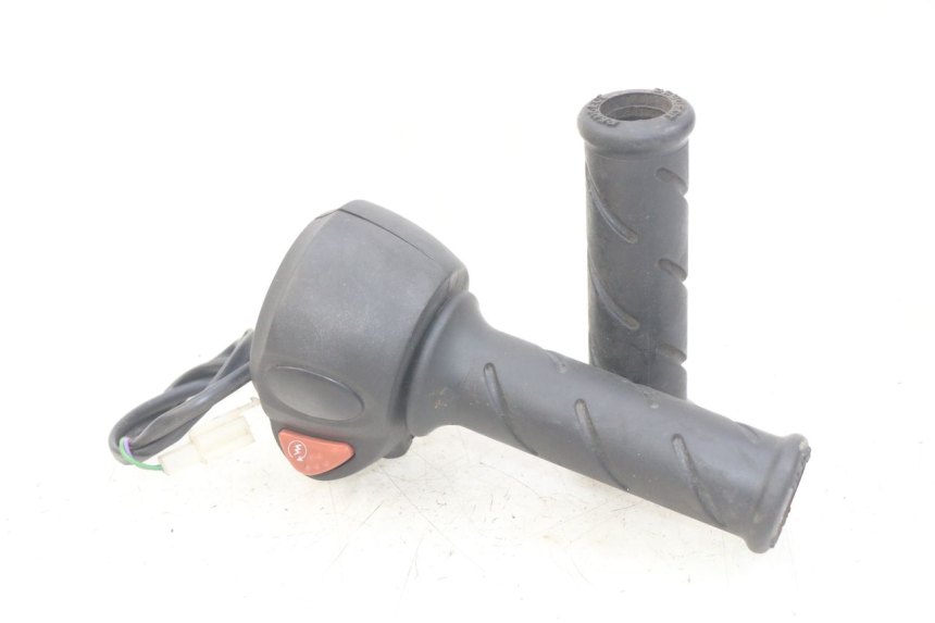 photo de RIGHT HANDLEBAR SWITCH PEUGEOT CITYSTAR 2T 50 (2018 - 2021) - Main view