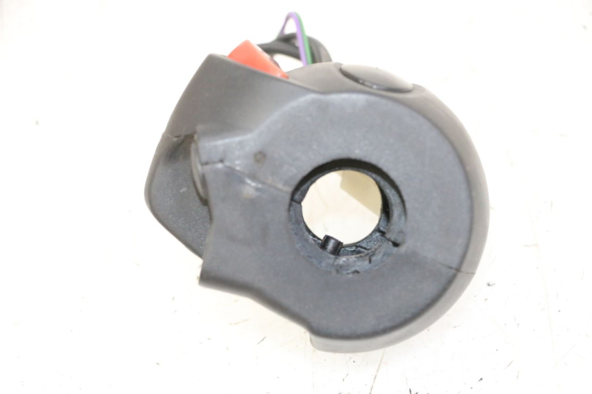 photo de RIGHT HANDLEBAR SWITCH PEUGEOT CITYSTAR 50 (2013 - 2017) - Product overview