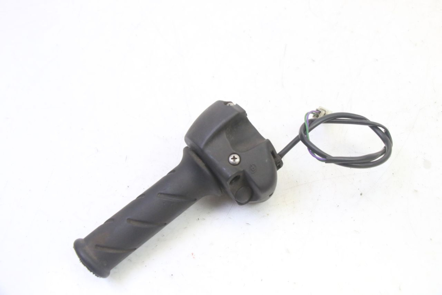 photo de RIGHT HANDLEBAR SWITCH PEUGEOT CITYSTAR 50 (2013 - 2017) - Alternative perspective