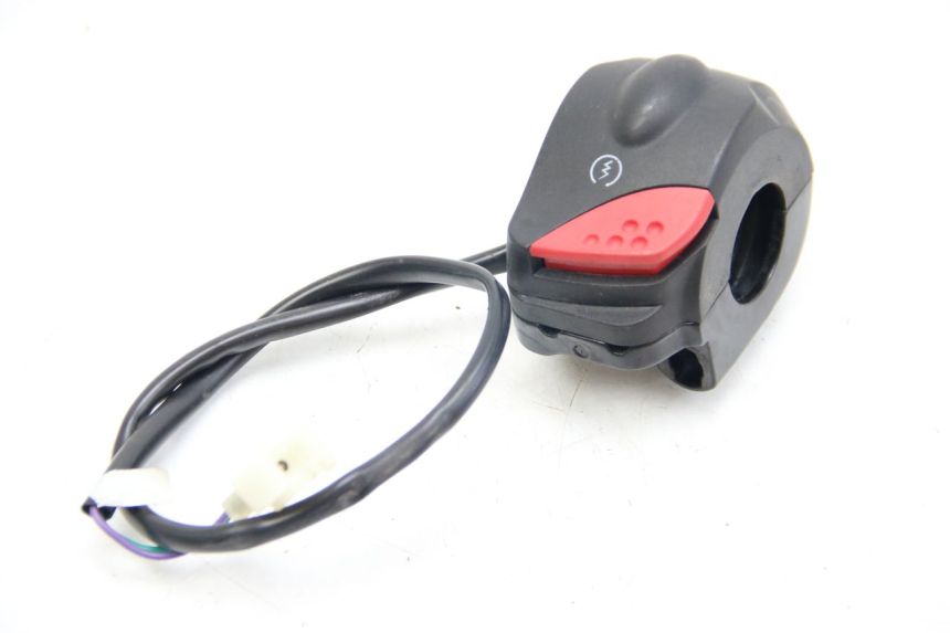 photo de RIGHT HANDLEBAR SWITCH PEUGEOT E-VIVACITY 1 (2012 - 2018) - Main view