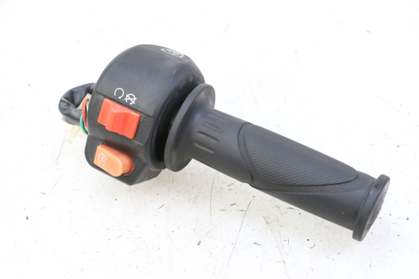 photo de RIGHT HANDLEBAR SWITCH JM MOTORS EVOLIS 4T 50 (2018 - 2022) - Main view