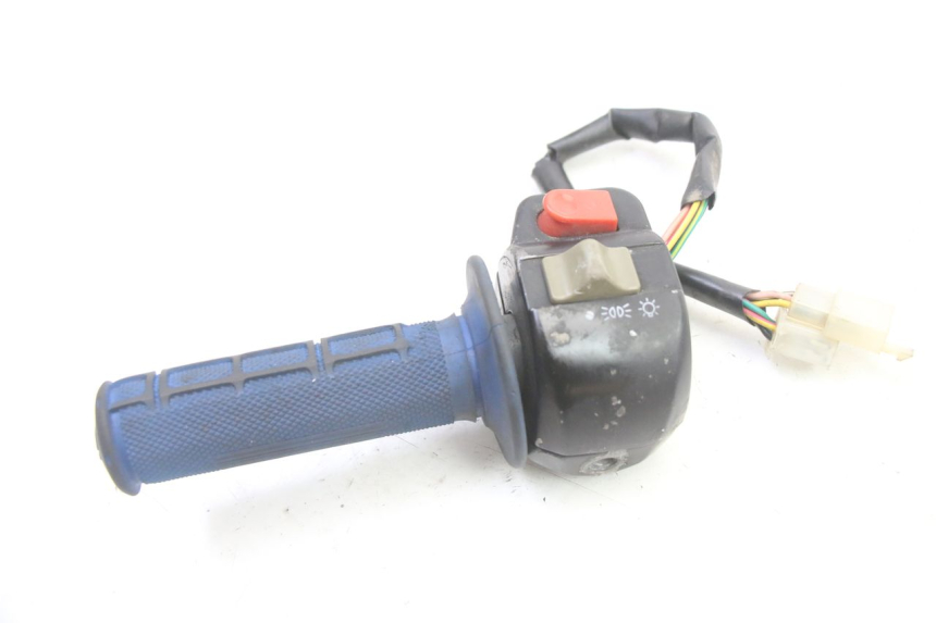 photo de RIGHT HANDLEBAR SWITCH KEEWAY F-ACT FACT 50 (2006 - 2011) - Alternative perspective