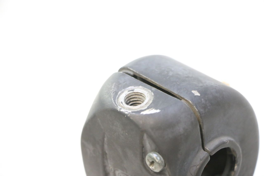 photo de RIGHT SWITCH JM MOTORS F45i 4T 50 (2020 - 2023) - Fixing points details