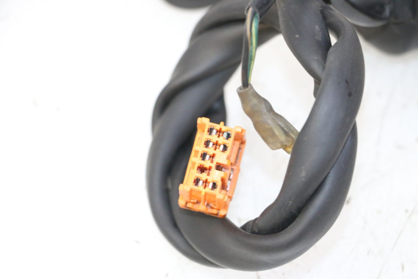 photo de RIGHT HANDLEBAR SWITCH HONDA FES S-WING SWING ABS 125 (2007 - 2015) - Technical close-up