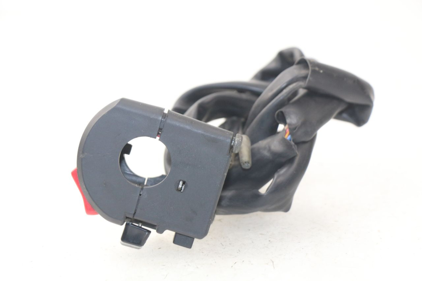 photo de RIGHT HANDLEBAR SWITCH YAMAHA FJR ABS 1300 (2006 - 2012) - Component detail