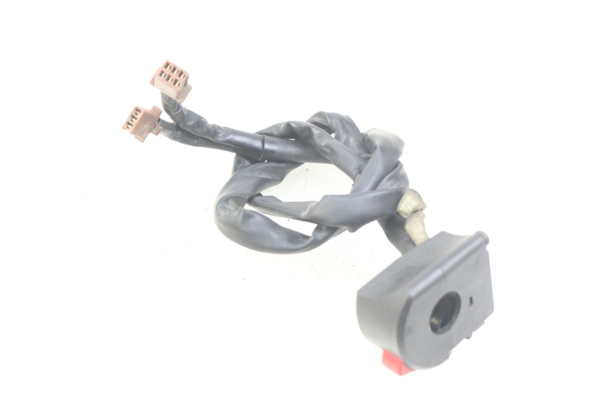 photo de RIGHT HANDLEBAR SWITCH YAMAHA FJR ABS 1300 (2006 - 2012) - Zoom on usage condition