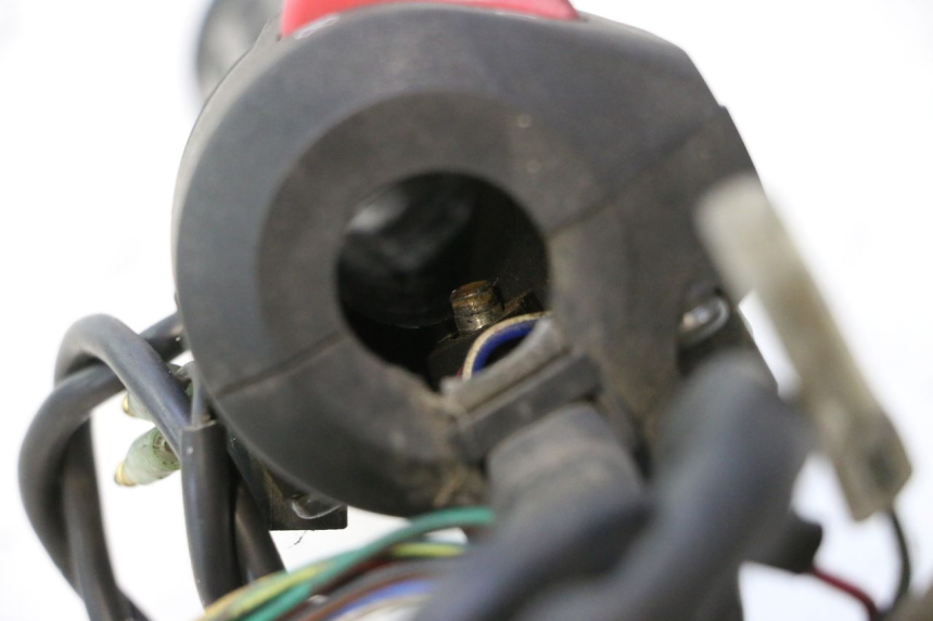 photo de RIGHT SWITCH HONDA FJS SILVER WING SILVERWING 400 (2005 - 2008) - Component detail