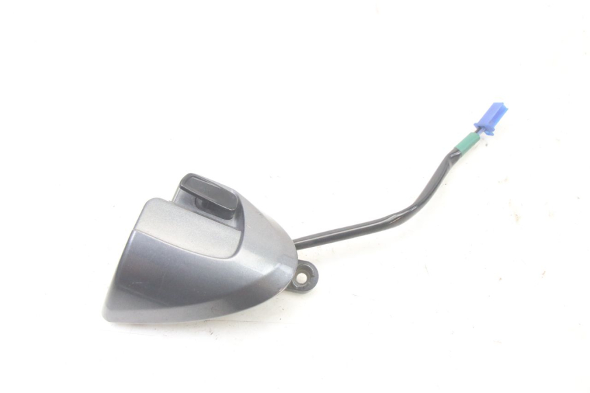 photo de RIGHT SWITCH MBK FLAME X 125 (2007 - 2016) - Zoom on usage condition