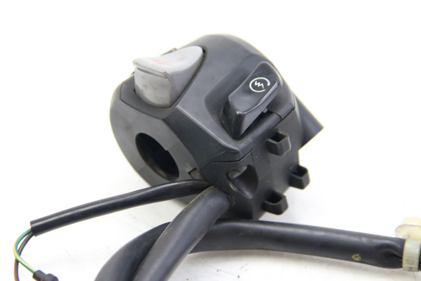 photo de RIGHT HANDLEBAR SWITCH HONDA FORZA 125 (2015 - 2016) - Product overview