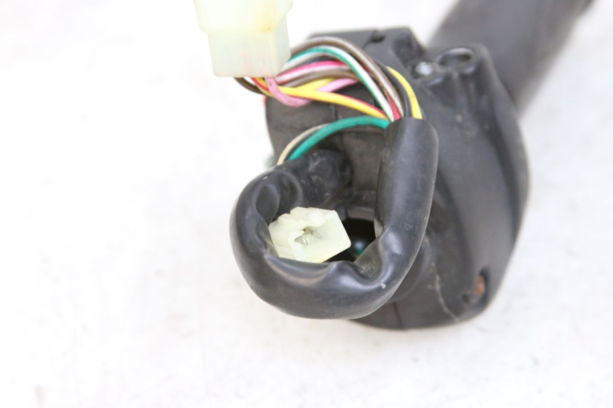 photo de RIGHT SWITCH BAOTIAN FRESH 50 (2004 - 2012) - Component detail