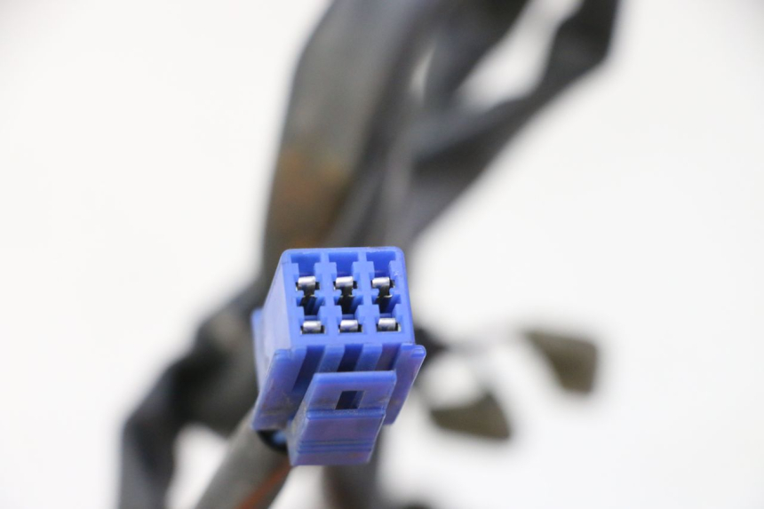 photo de RIGHT SWITCH YAMAHA FZ6 N FAZER 600 (2004 - 2006) - Component detail