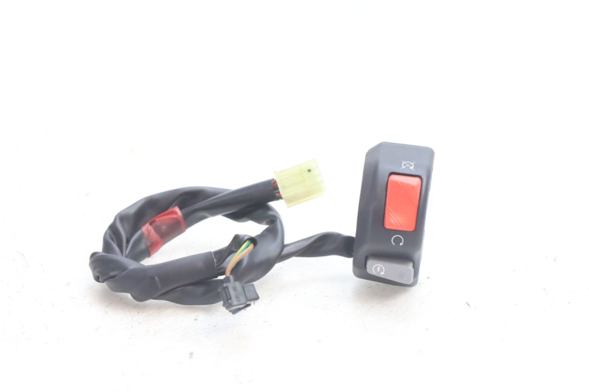 photo de RIGHT SWITCH YAMAHA FZ8 800 (2010 - 2016) - Main view