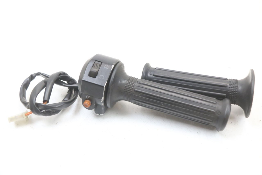 photo de Right switchgear HYOSUNG GF 125 (2001 - 2005) - Main view