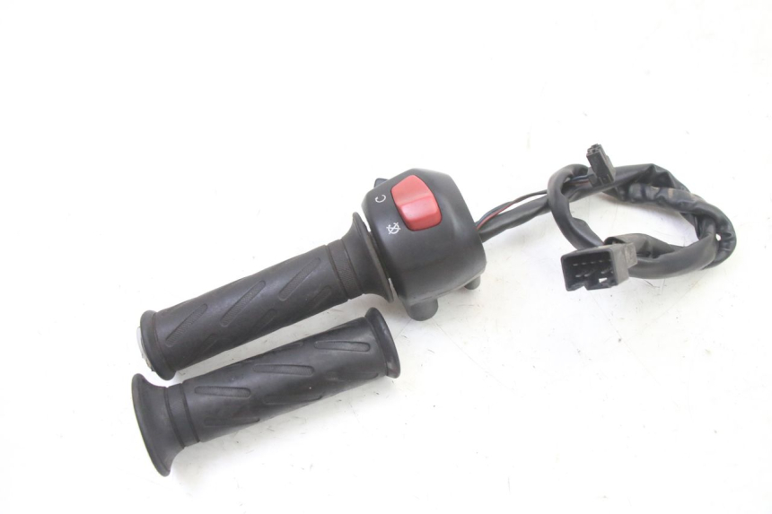 photo de RIGHT SWITCH SUZUKI GS GSE 500 (2001 - 2003) - Technical close-up