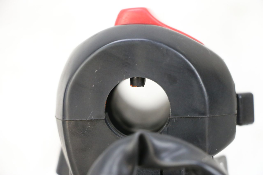 photo de RIGHT SWITCH SUZUKI GSXR GSX-R 1000 (2003 - 2004) - Technical close-up