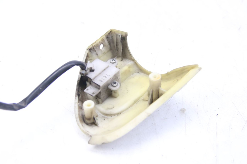 photo de RIGHT SWITCH YAMAHA HW XENTER 125 (2011 - 2017) - Zoom on usage condition