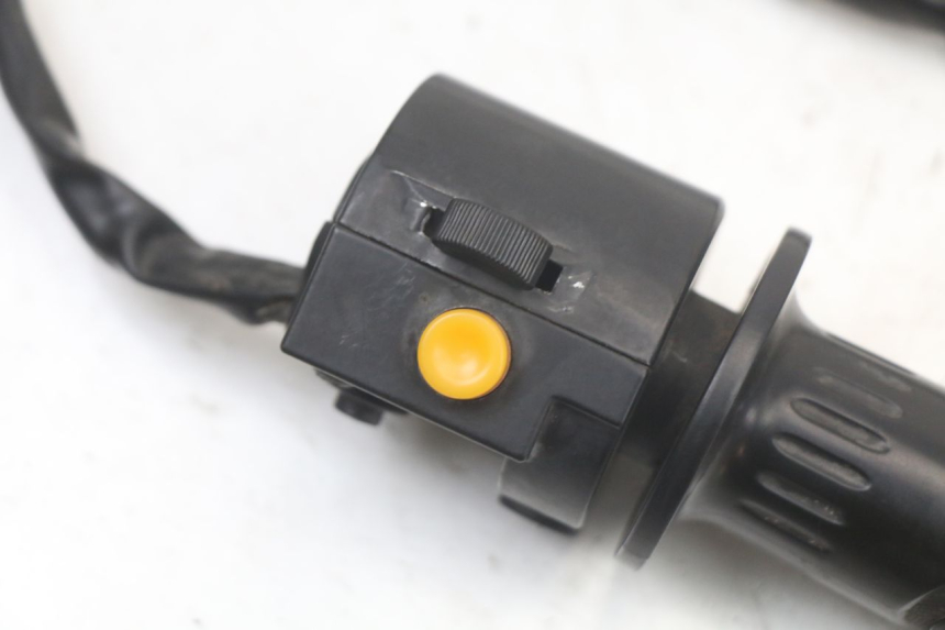 photo de RIGHT SWITCH JM MOTORS OLDIES 4T 50 (2010 - 2020) - Zoom on usage condition