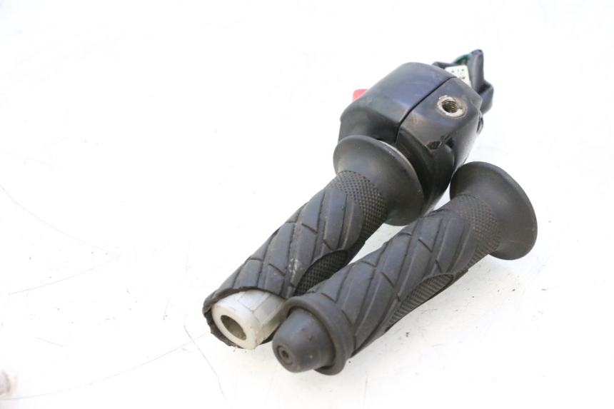 photo de RIGHT SWITCH RIDE JUMP 2T 50 (2012 - 2017) - Surface and material condition