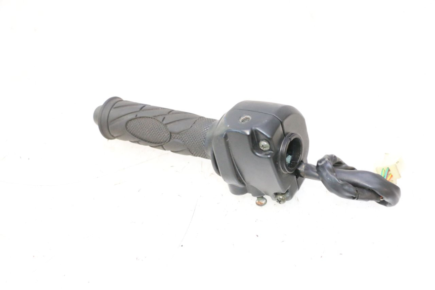 photo de RIGHT SWITCH RIDE JUMP 2T 50 (2012 - 2017) - Surface and material condition