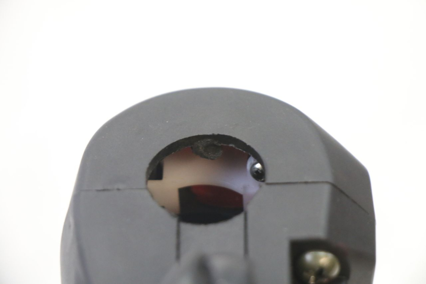 photo de RIGHT SWITCH KIDEN KD125-G 125 (2018 - 2022) - Fixing points details