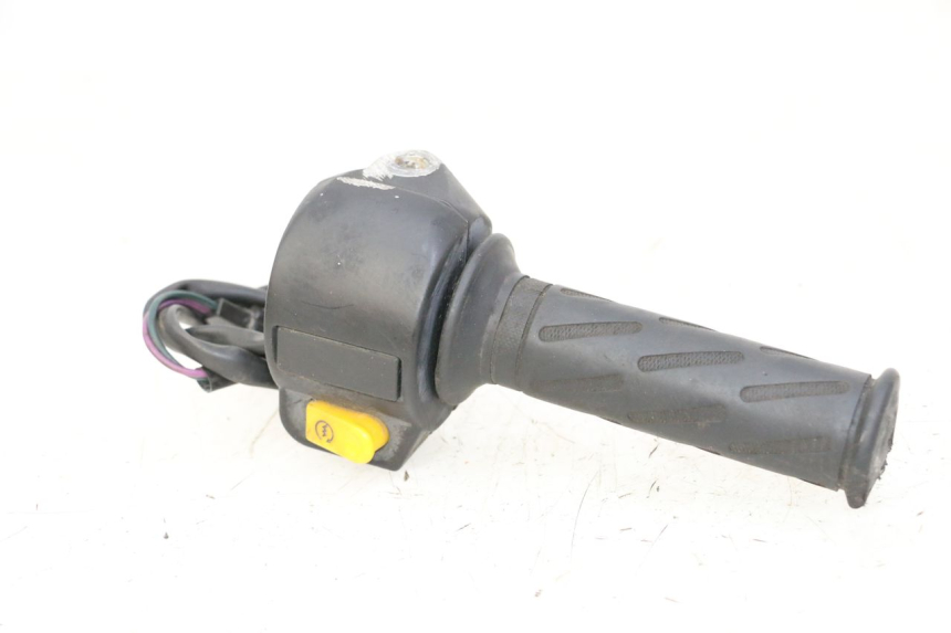 photo de RIGHT HANDLEBAR SWITCH PEUGEOT KISBEE 2T 50 (2010 - 2017) - Main view