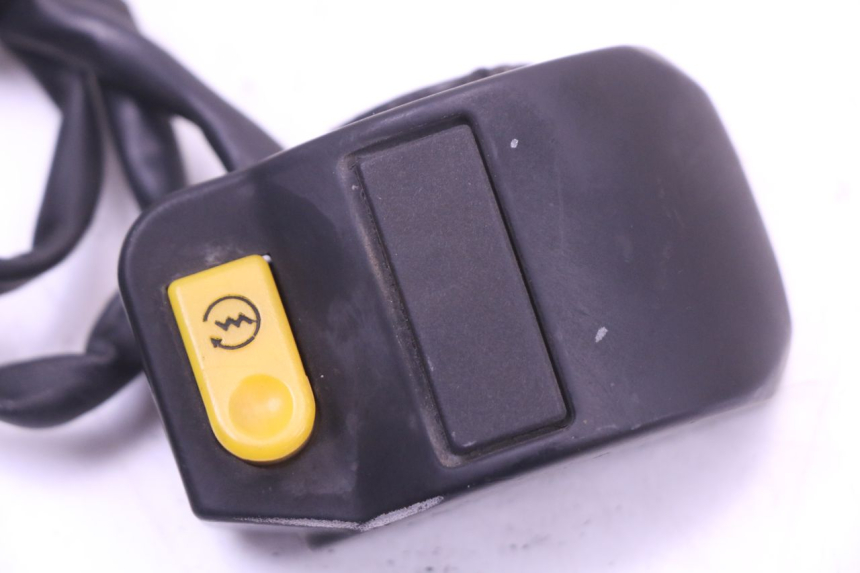 photo de RIGHT HANDLEBAR SWITCH PEUGEOT KISBEE 4T 50 (2010 - 2017) - Component detail