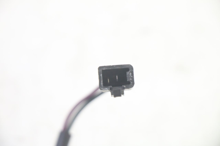 photo de RIGHT HANDLEBAR SWITCH PEUGEOT KISBEE 4T 50 (2010 - 2017) - Fixing points details