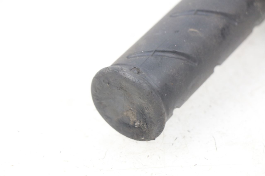 photo de RIGHT HANDLEBAR SWITCH PEUGEOT LUDIX 50 (2008 - 2017) - Alternative perspective