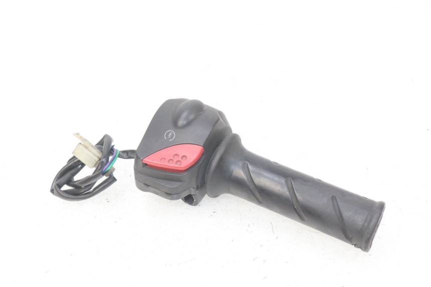 photo de RIGHT HANDLEBAR SWITCH PEUGEOT LUDIX 50 (2008 - 2017) - Main view