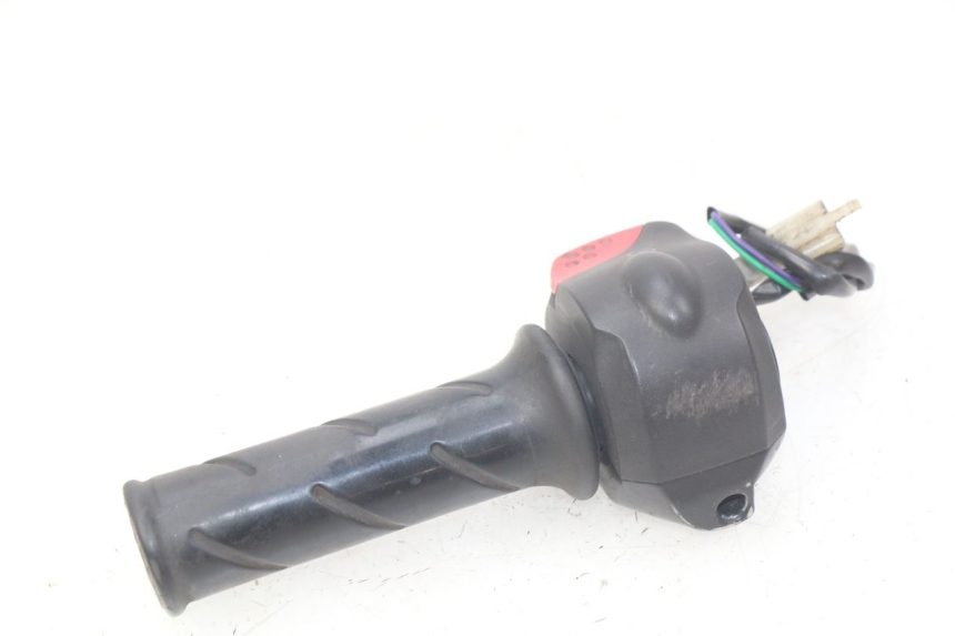 photo de RIGHT HANDLEBAR SWITCH PEUGEOT LUDIX 50 (2008 - 2017) - Technical close-up