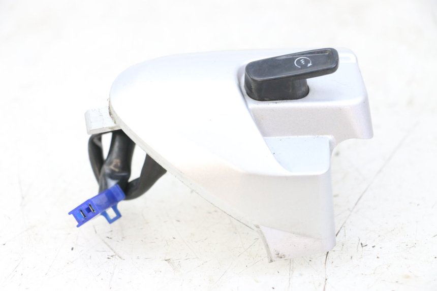 photo de RIGHT HANDLEBAR SWITCH YAMAHA NEOS NEO'S 4T 50 (2008 - 2016) - Product overview