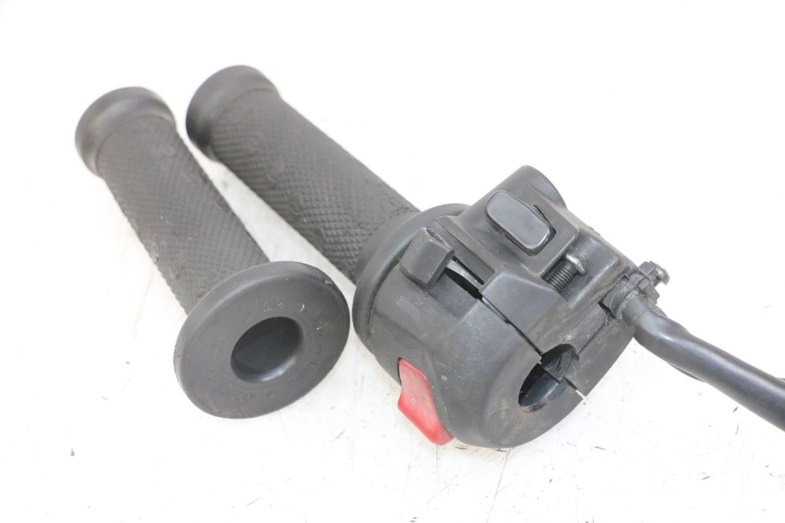photo de RIGHT HANDLEBAR SWITCH GILERA NEXUS 125 (2009 - 2013) - Component detail